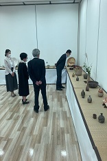 垣副百合子作陶展1