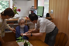 100歳お祝い（谷本）