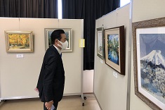 4月3日彩友会ちぎり絵展の画像